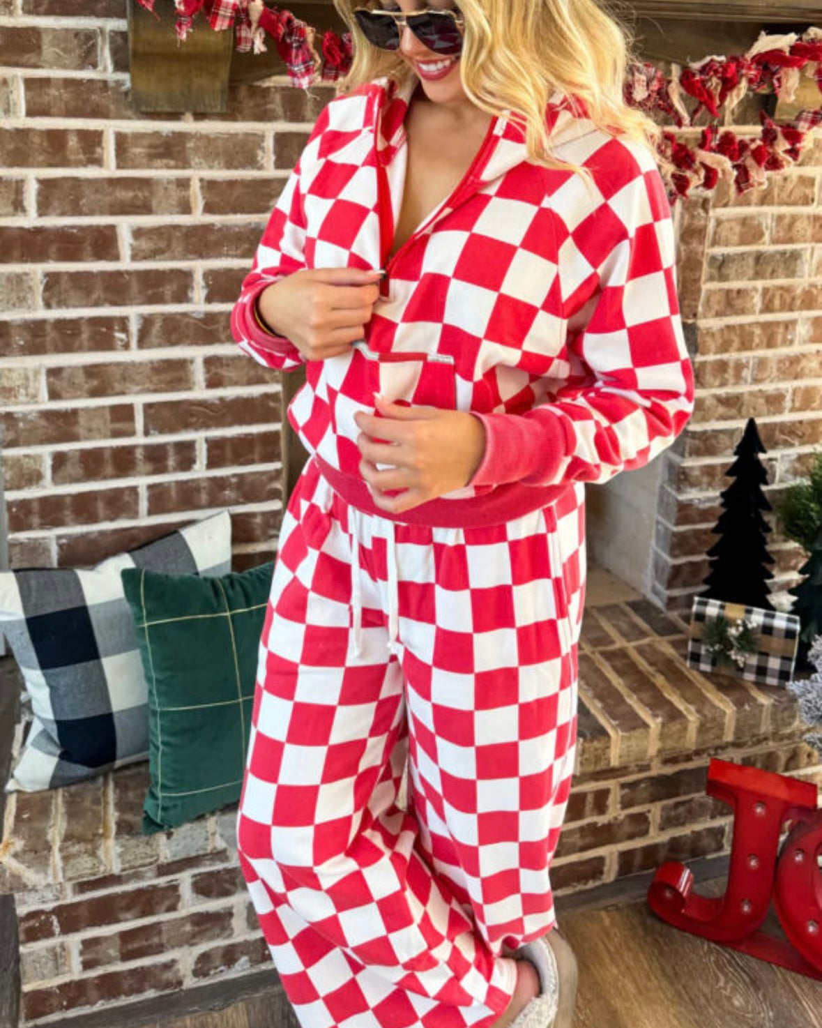 Red Checkered Set