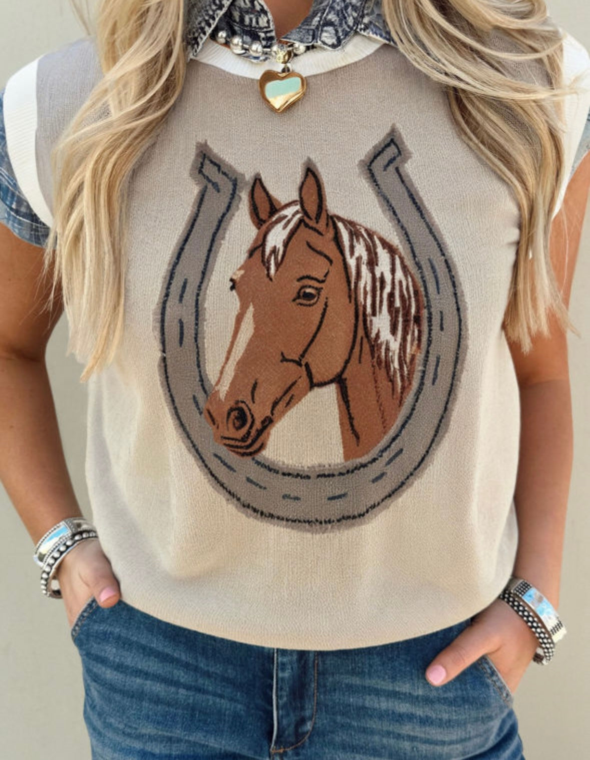 Horseshoe Sleeveless Top
