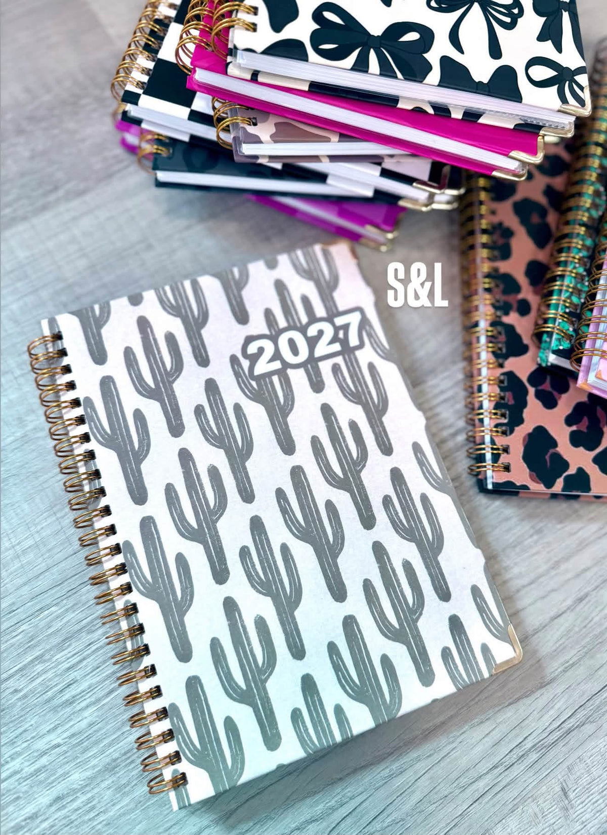 2027 Planners 🖤
