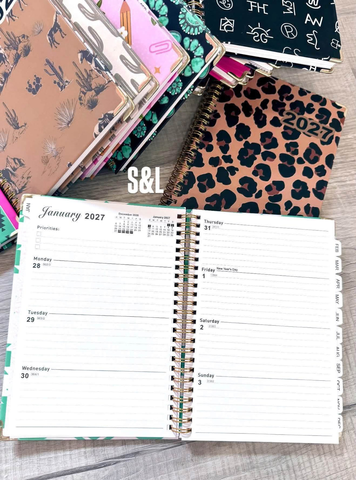 2027 Planners 🖤