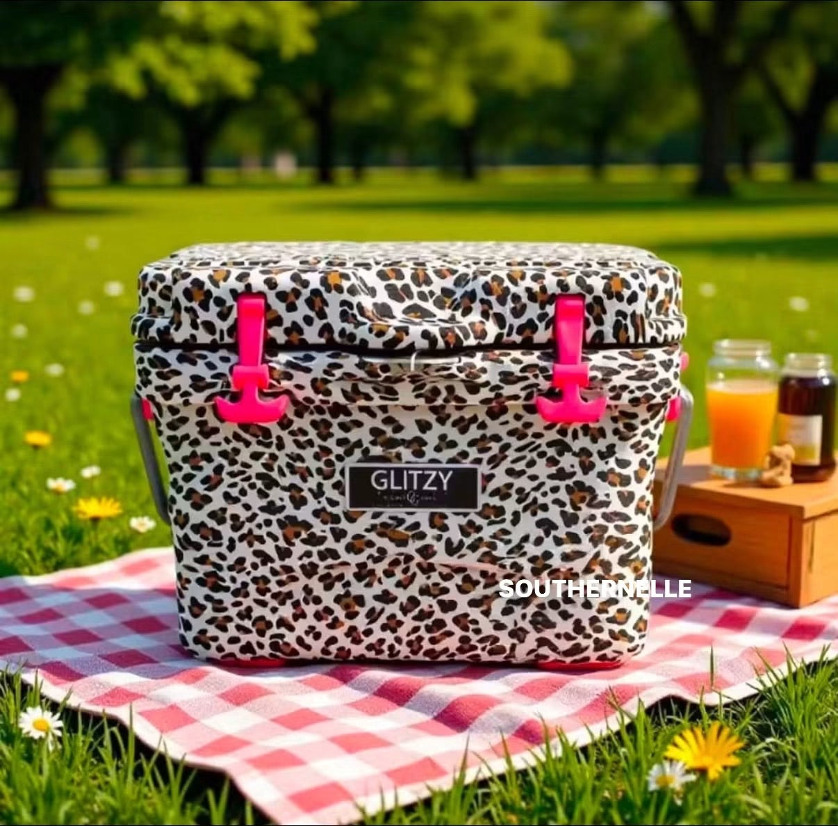 GLITZY COOLER • TAT MID/END SEPT